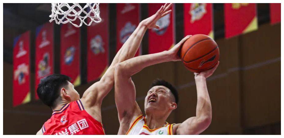 TheShy巅峰对决，浓眉哥与80激战塞尔维亚队分钟，出色防守胜负难料！的简单介绍